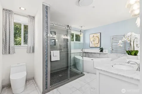 4935 Glenwood Avenue Everett WA 98203