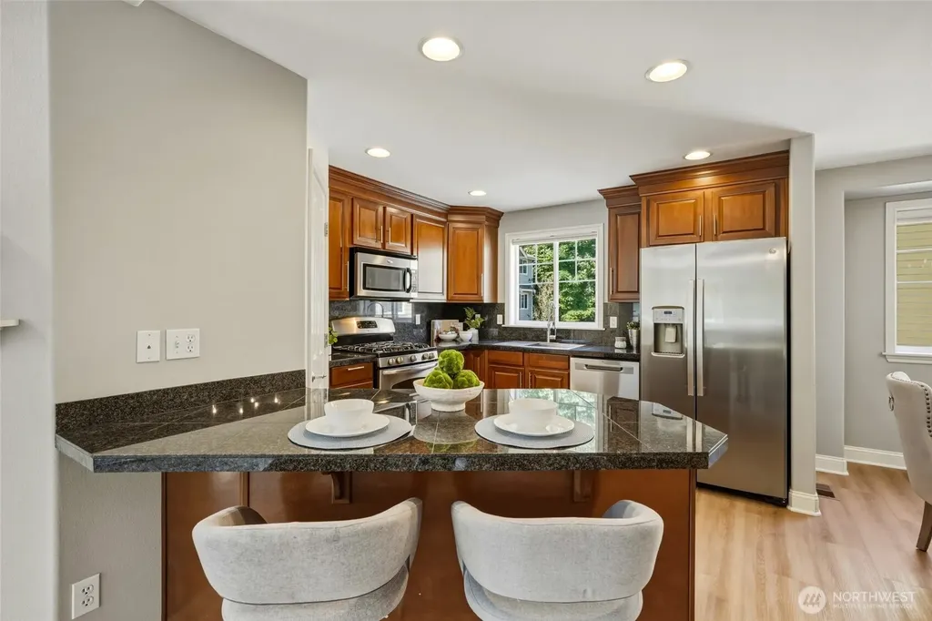 21410 50th Avenue W Mountlake Terrace WA 98043