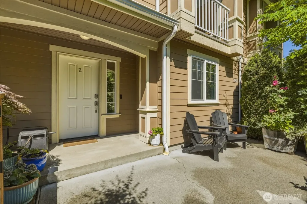 21410 50th Avenue W Mountlake Terrace WA 98043