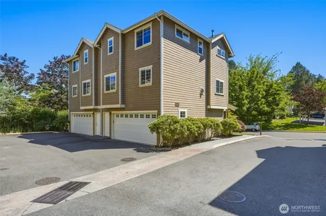 21410 50th Avenue W Mountlake Terrace WA 98043