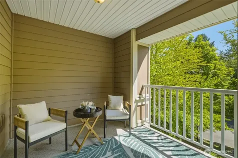 21410 50th Avenue W Mountlake Terrace WA 98043