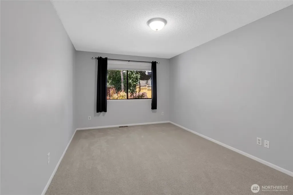 16208 90th Avenue Ct E Puyallup WA 98375