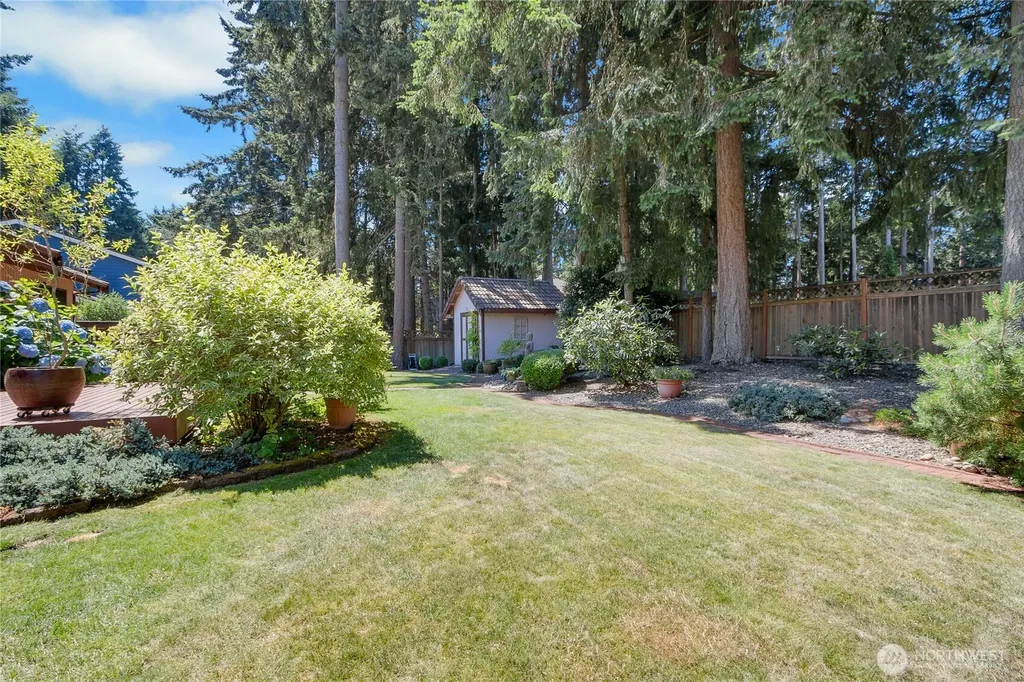 16208 90th Avenue Ct E Puyallup WA 98375