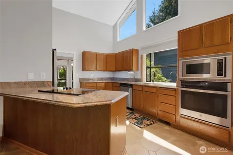 16208 90th Avenue Ct E Puyallup WA 98375