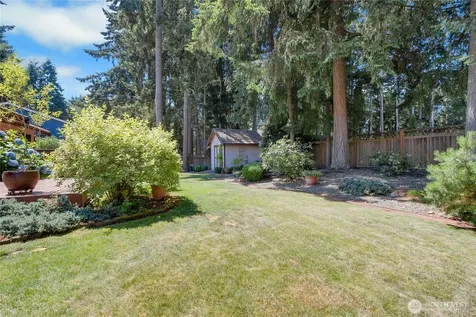 16208 90th Avenue Ct E Puyallup WA 98375