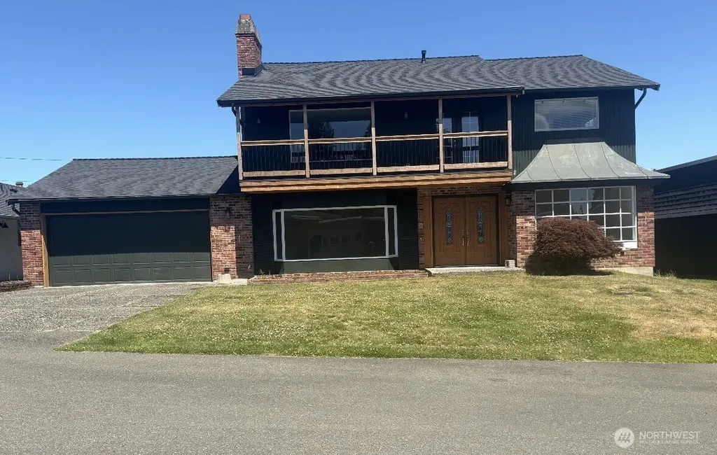 18501 52nd Avenue W Lynnwood WA 98037