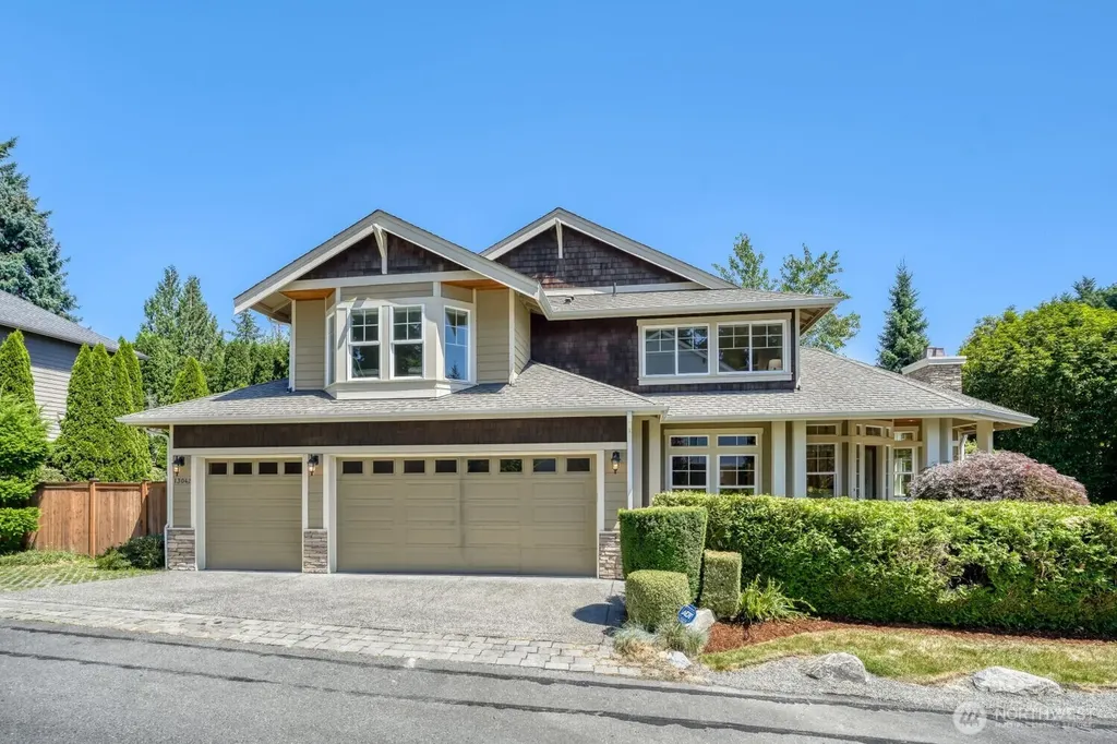 13042 NE 8th Street Bellevue WA 98005