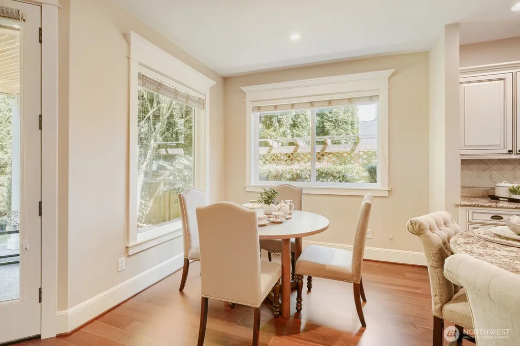 13042 NE 8th Street Bellevue WA 98005