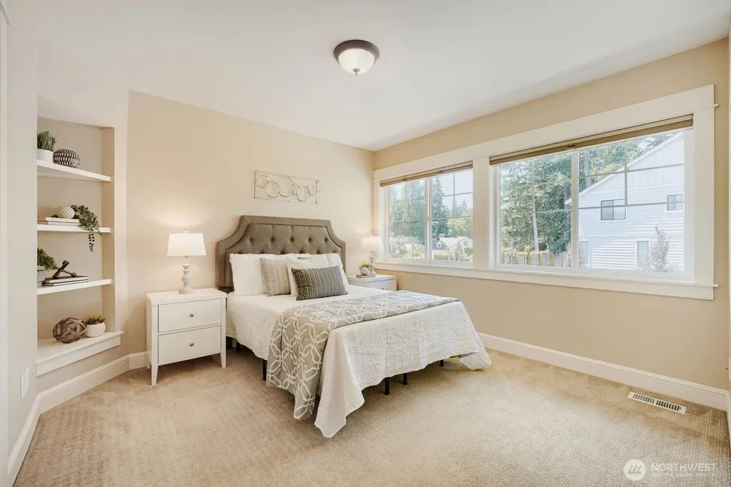 13042 NE 8th Street Bellevue WA 98005
