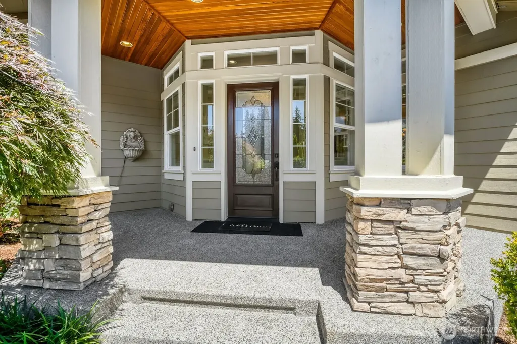 13042 NE 8th Street Bellevue WA 98005