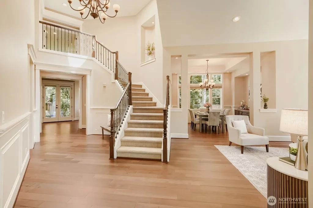 13042 NE 8th Street Bellevue WA 98005