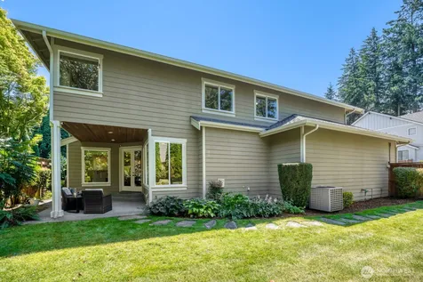 13042 NE 8th Street Bellevue WA 98005