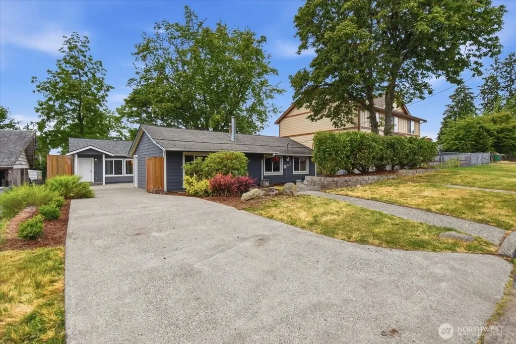 851 Pierce Avenue NE Renton WA 98056