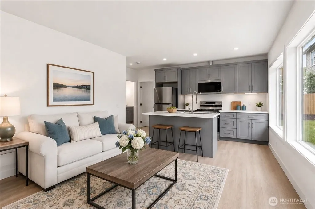 851 Pierce Avenue NE Renton WA 98056