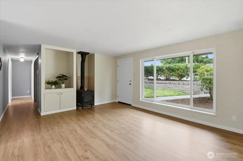 851 Pierce Avenue NE Renton WA 98056