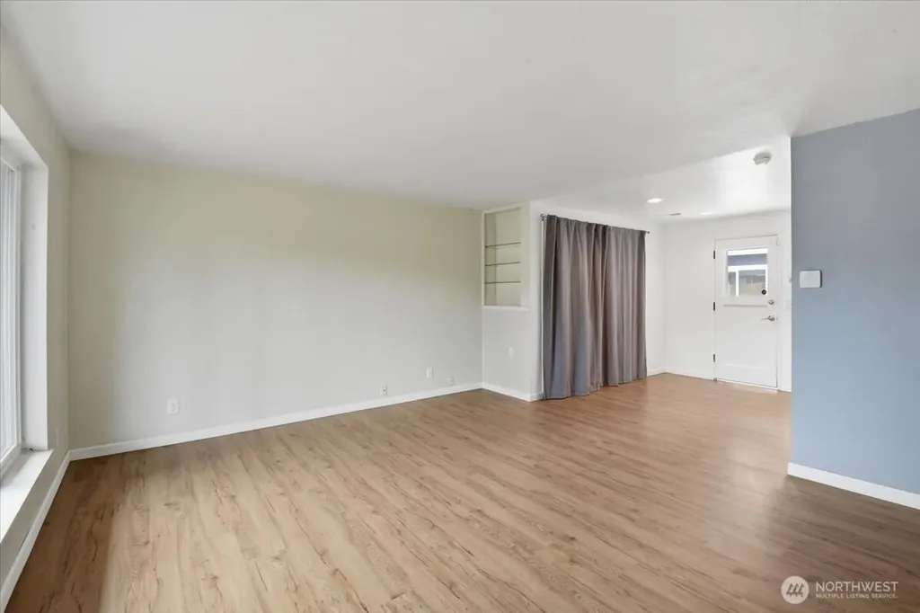 851 Pierce Avenue NE Renton WA 98056