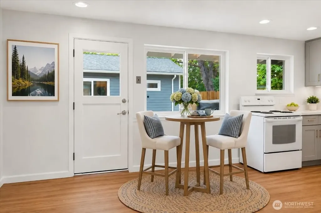 851 Pierce Avenue NE Renton WA 98056