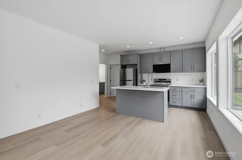 851 Pierce Avenue NE Renton WA 98056