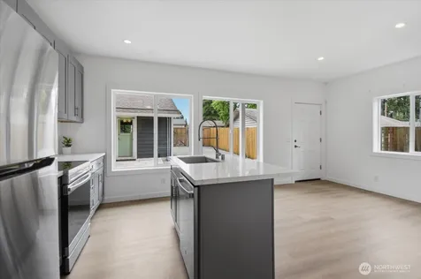 851 Pierce Avenue NE Renton WA 98056
