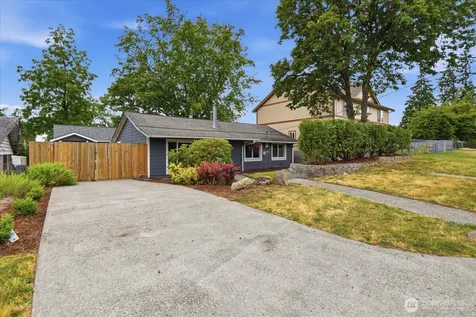 851 Pierce Avenue NE Renton WA 98056