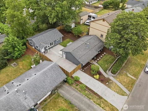 851 Pierce Avenue NE Renton WA 98056