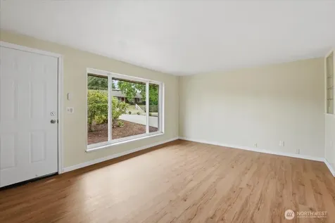 851 Pierce Avenue NE Renton WA 98056
