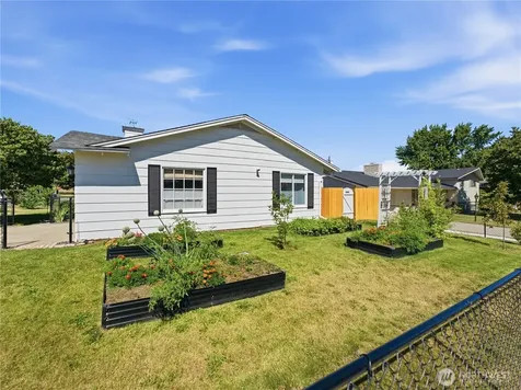 934 Stevens Street Wenatchee WA 98801