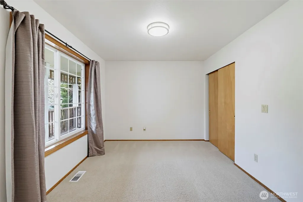 34912 57th Avenue S Auburn WA 98001