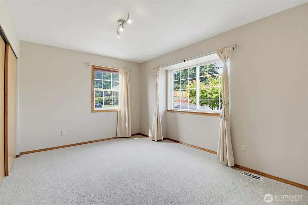 34912 57th Avenue S Auburn WA 98001