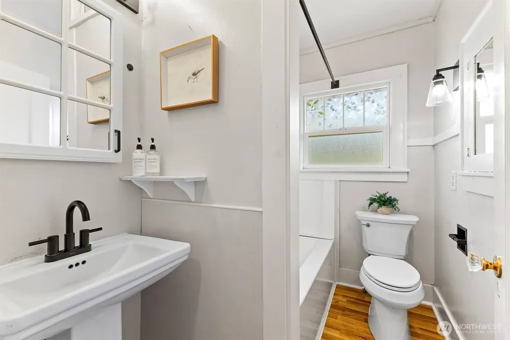 2827 Walnut Street Bellingham WA 98225