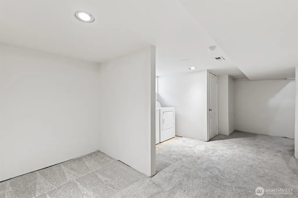 2827 Walnut Street Bellingham WA 98225