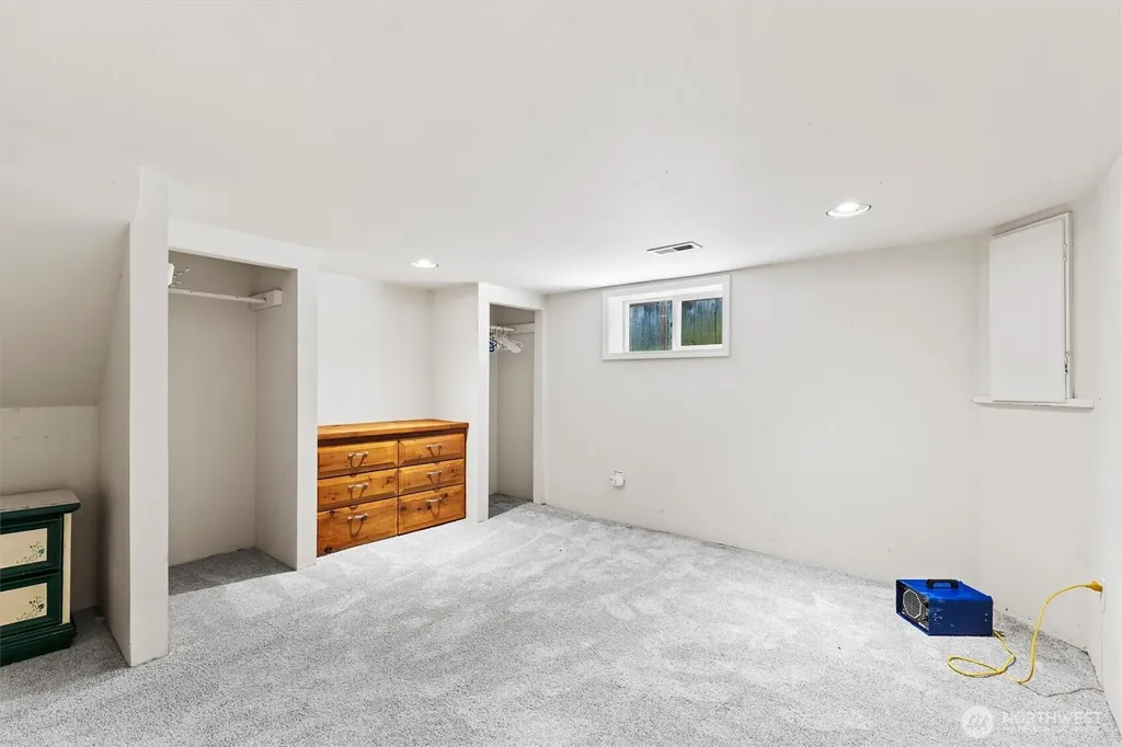 2827 Walnut Street Bellingham WA 98225