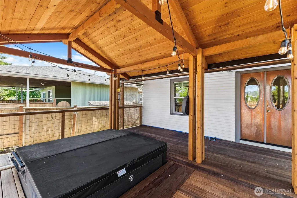 2827 Walnut Street Bellingham WA 98225