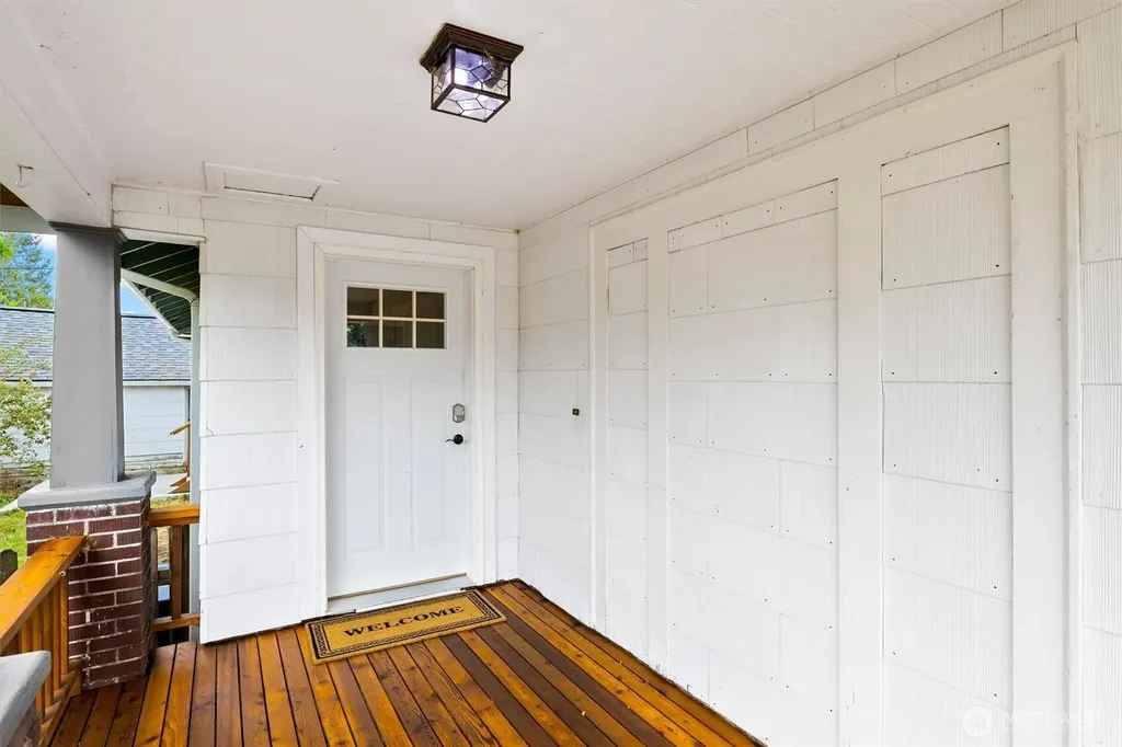 2827 Walnut Street Bellingham WA 98225