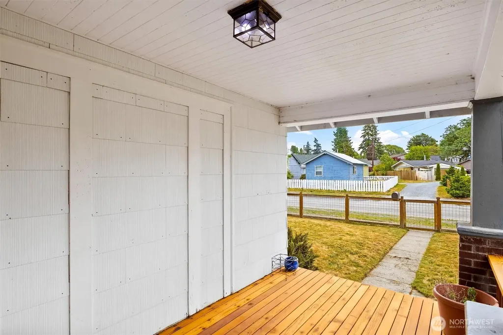2827 Walnut Street Bellingham WA 98225