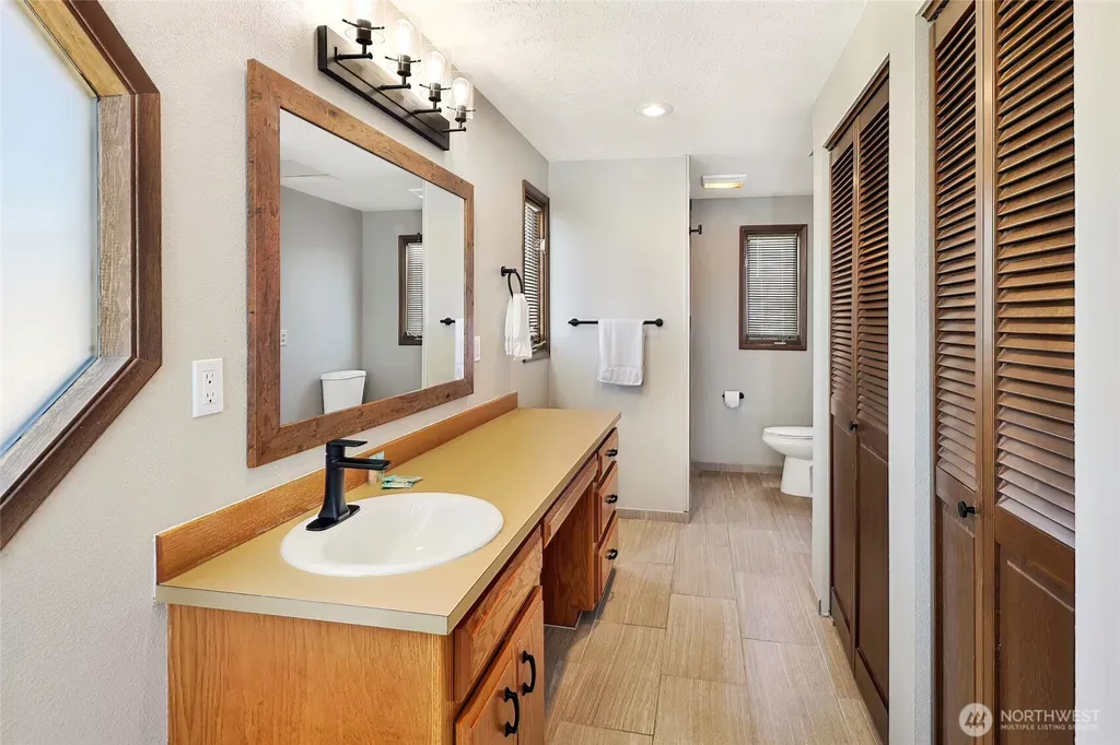 2585 Lummi View Drive Bellingham WA 98226