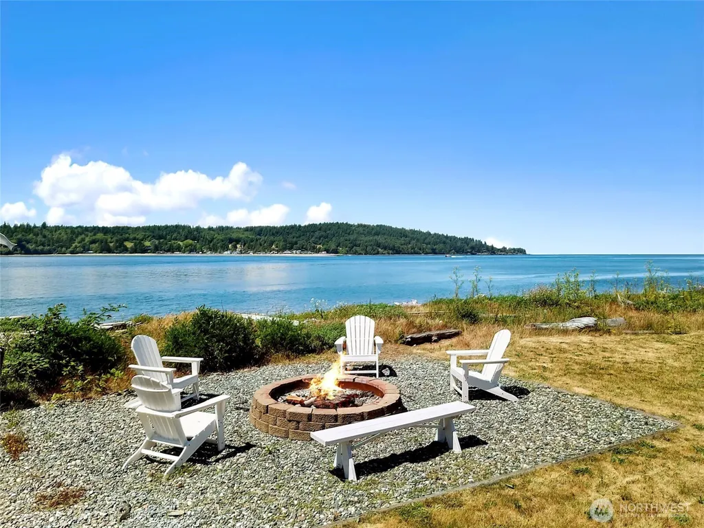 2585 Lummi View Drive Bellingham WA 98226