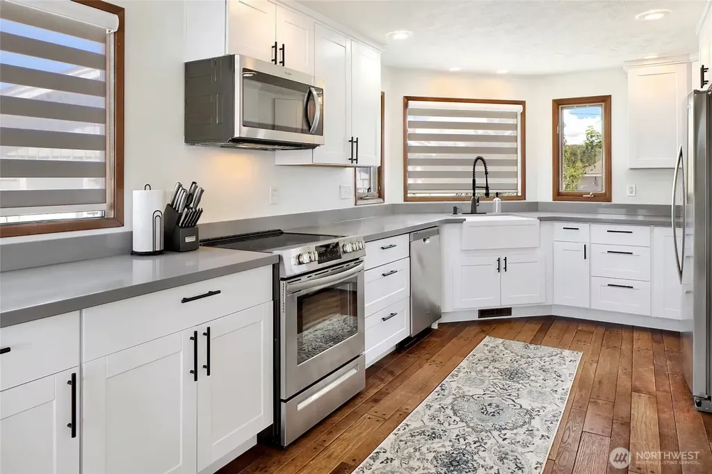 2585 Lummi View Drive Bellingham WA 98226
