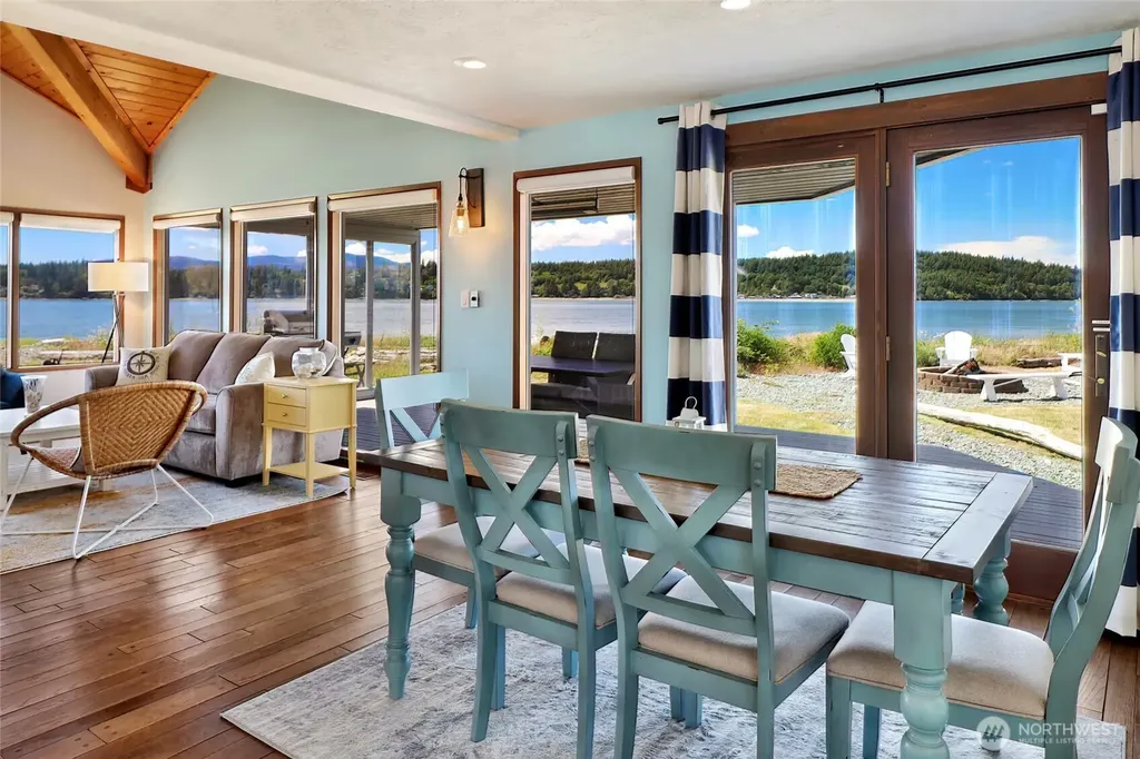 2585 Lummi View Drive Bellingham WA 98226