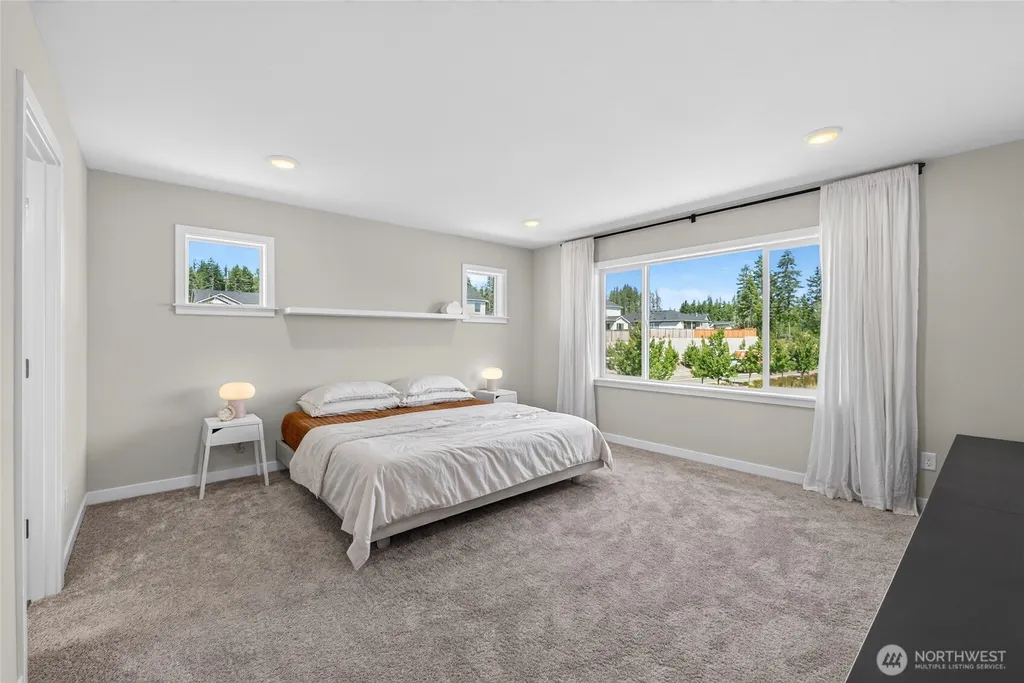 3847 SW Bigler Way Port Orchard WA 98367