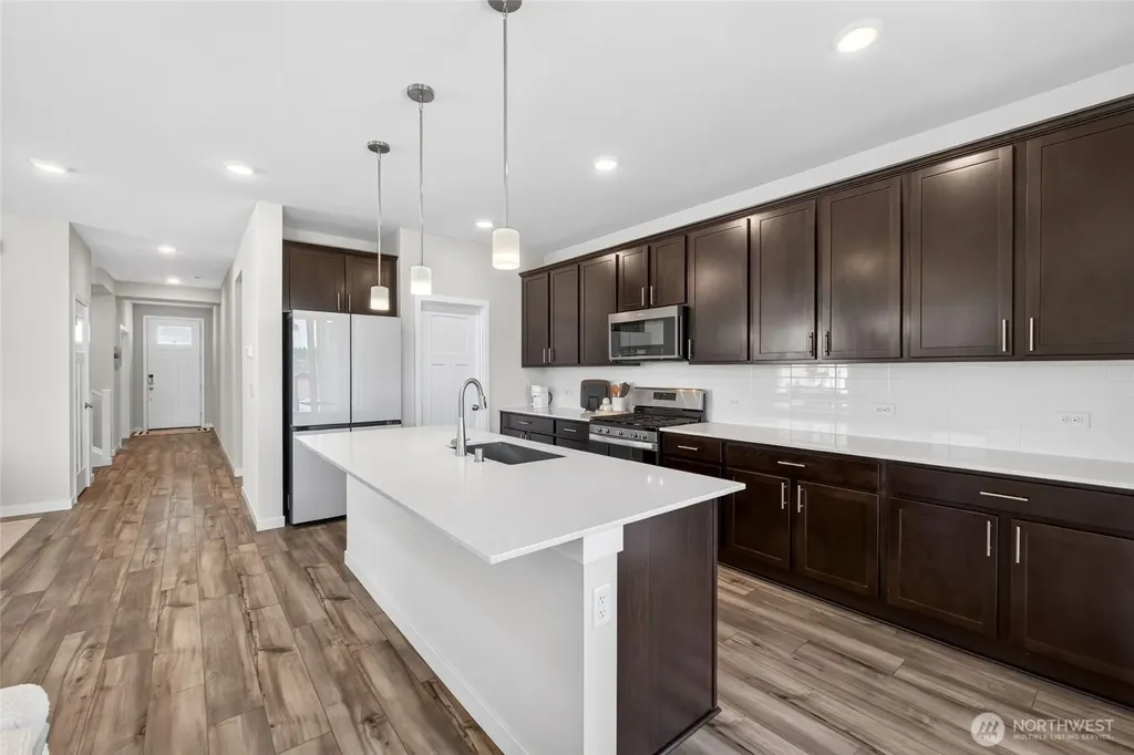 3847 SW Bigler Way Port Orchard WA 98367