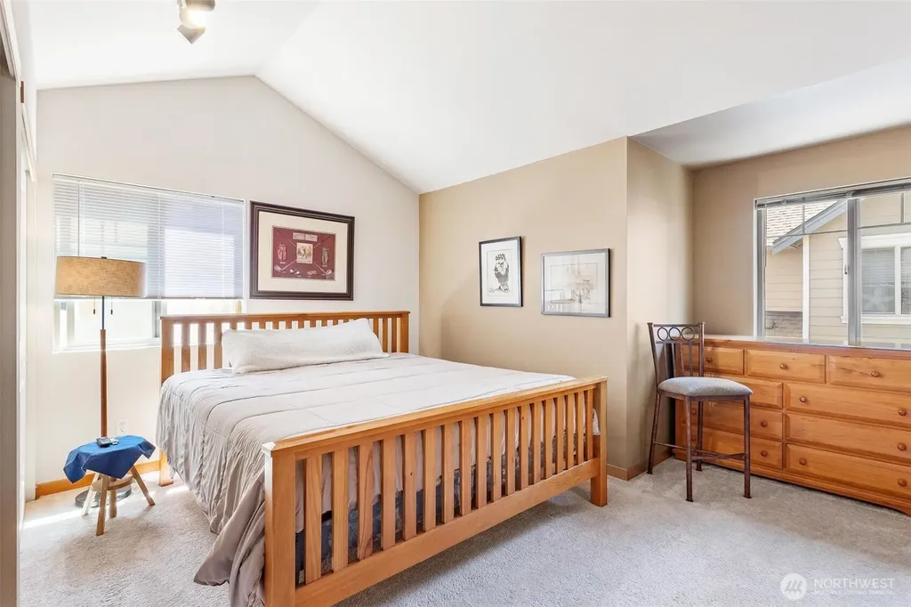 6617 198th Place SW Lynnwood WA 98036