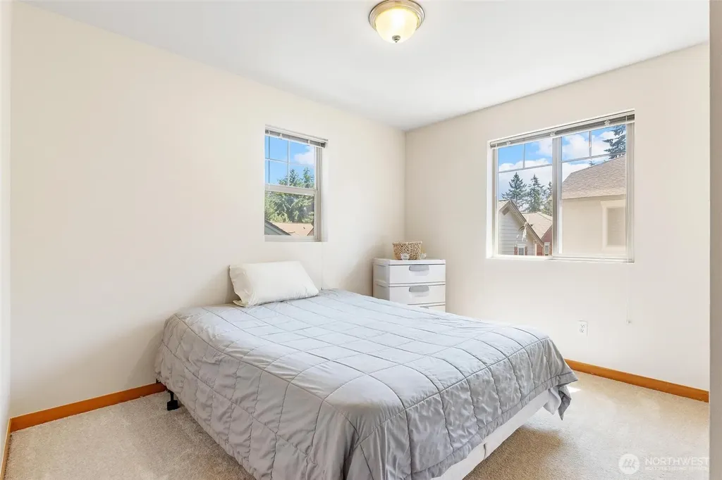 6617 198th Place SW Lynnwood WA 98036