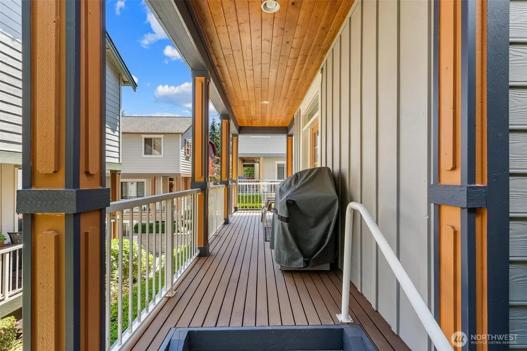 6617 198th Place SW Lynnwood WA 98036