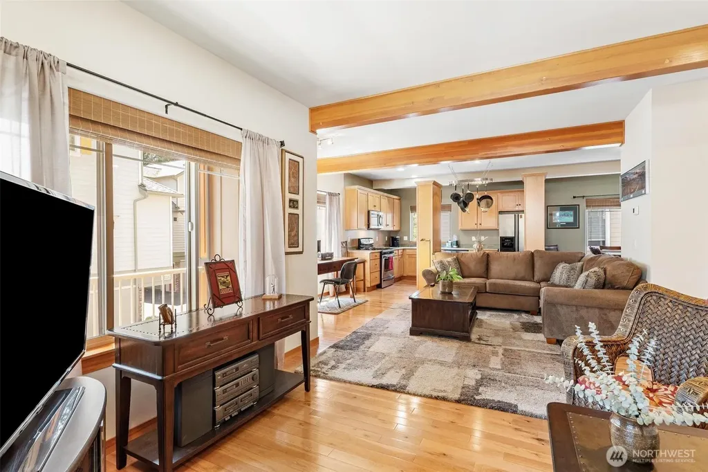 6617 198th Place SW Lynnwood WA 98036