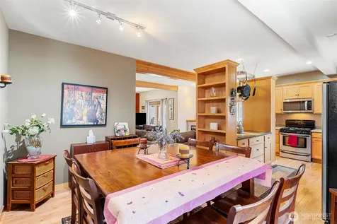 6617 198th Place SW Lynnwood WA 98036
