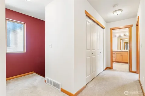 6617 198th Place SW Lynnwood WA 98036