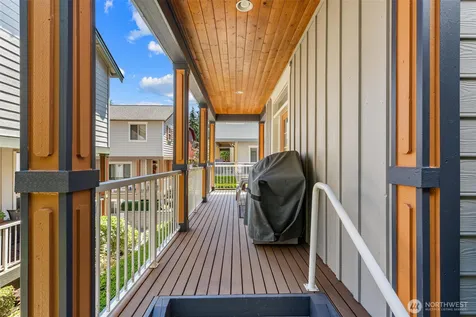 6617 198th Place SW Lynnwood WA 98036