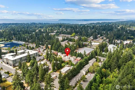 6617 198th Place SW Lynnwood WA 98036