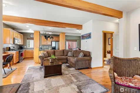 6617 198th Place SW Lynnwood WA 98036